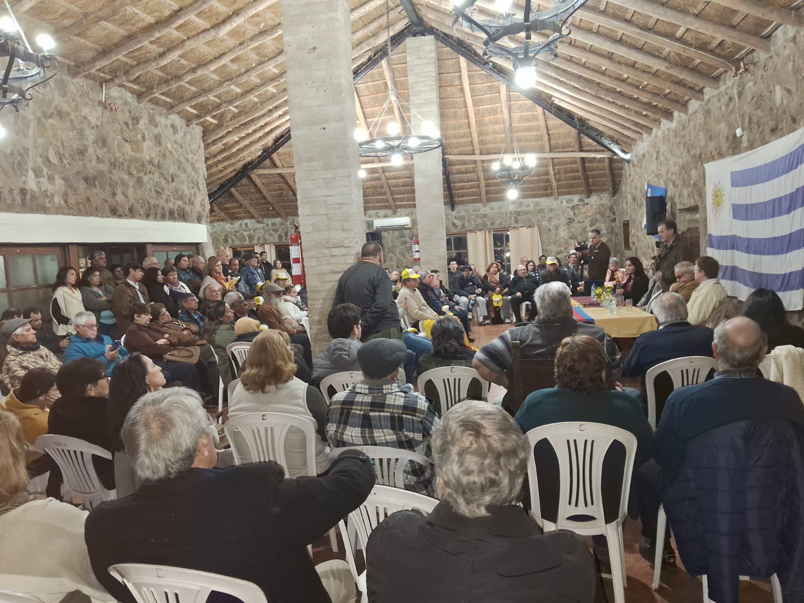 Acto 20-07-2023 - Manini en Salto